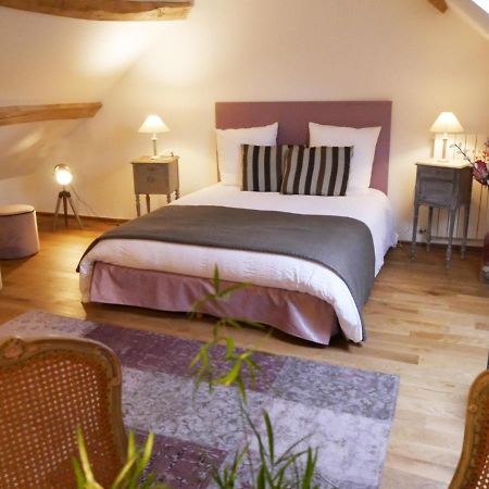 Le Champ De L'Eau Bed and Breakfast Crecy-la-Chapelle Eksteriør billede